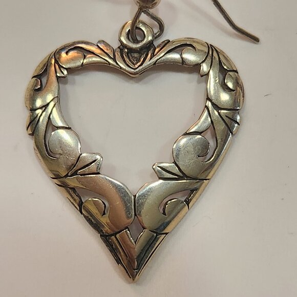 NWT Vintage Jezlaine Large Sterling Silver Open Filigree Dangle Heart Earrings - Picture 3 of 5